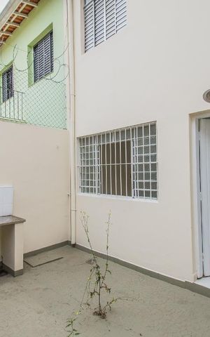 Casa à venda com 110m², 3 quartos e 2 vagasQuintal e Área de Serviço