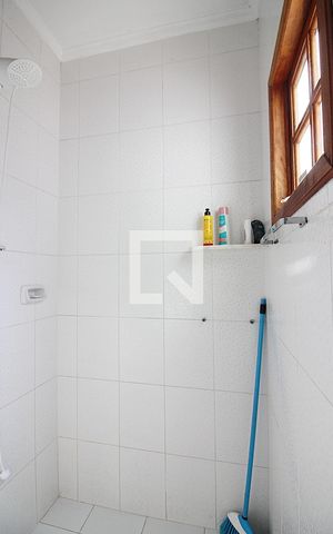 Casa para alugar com 350m², 3 quartos e 2 vagasSuíte 2 Banheiro 