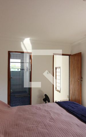 Casa para alugar com 350m², 3 quartos e 2 vagasSuíte 3