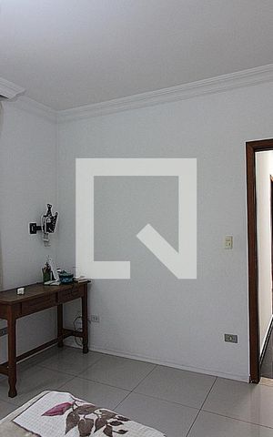 Casa para alugar com 350m², 3 quartos e 2 vagasSuíte 2