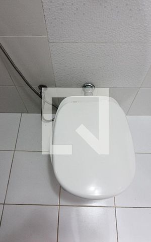 Casa para alugar com 350m², 3 quartos e 2 vagasSuíte 1 Banheiro 