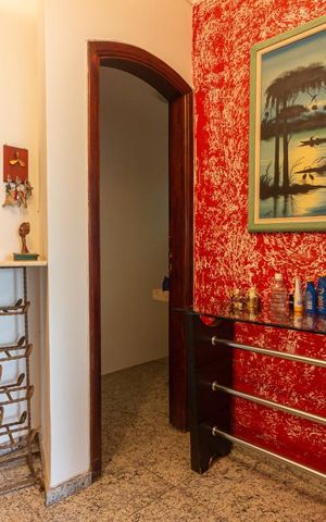 Casa de condomínio para alugar com 380m², 4 quartos e 2 vagasHall