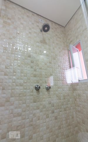 Casa de condomínio para alugar com 380m², 4 quartos e 2 vagasBanheiro