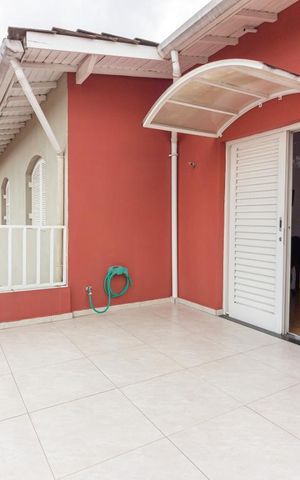 Casa de condomínio para alugar com 380m², 4 quartos e 2 vagasVaranda Quarto 2