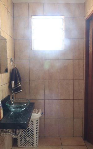 Casa à venda com 157m², 3 quartos e 2 vagasBanheiro da Suíte