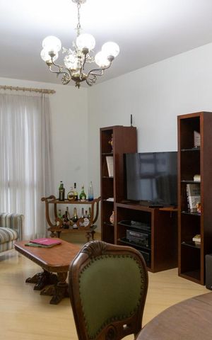 Apartamento para alugar com 123m², 3 quartos e 1 vaga Apartamento para alugar com 123m², 3 quartos e 1 vagaSala