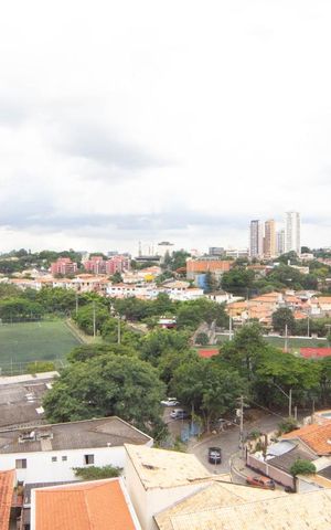 Apartamento à venda com 170m², 4 quartos e 3 vagas Apartamento à venda com 170m², 4 quartos e 3 vagasvista