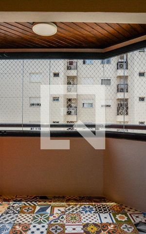 Apartamento à venda com 136m², 3 quartos e 3 vagas Apartamento à venda com 136m², 3 quartos e 3 vagasSala