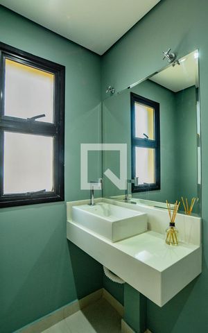 Apartamento à venda com 136m², 3 quartos e 3 vagas Apartamento à venda com 136m², 3 quartos e 3 vagasLavabo
