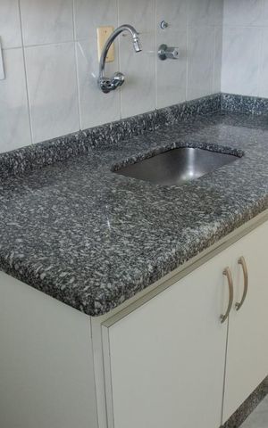 Apartamento para alugar com 62m², 2 quartos e 1 vagaCozinha - Armários