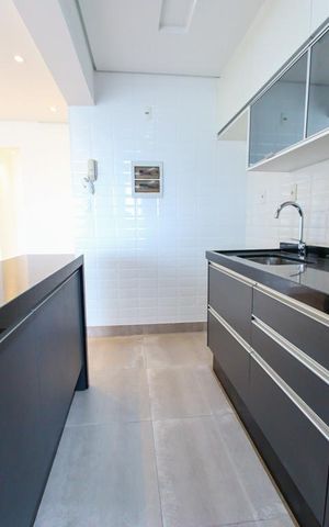 Apartamento à venda com 74m², 2 quartos e 2 vagas Apartamento à venda com 74m², 2 quartos e 2 vagasCozinha