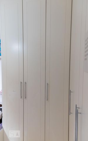 Casa à venda com 240m², 3 quartos e 3 vagas Casa à venda com 240m², 3 quartos e 3 vagasQuarto 2