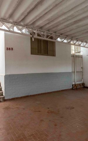 Studio à venda com 270m², 3 quartos e 3 vagas Studio à venda com 270m², 3 quartos e 3 vagasGaragem