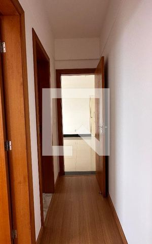 Apartamento para alugar com 239m², 4 quartos e 4 vagas Apartamento para alugar com 239m², 4 quartos e 4 vagasCorredor