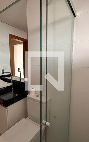 Apartamento para alugar com 239m², 4 quartos e 4 vagas Apartamento para alugar com 239m², 4 quartos e 4 vagasBanheiro
