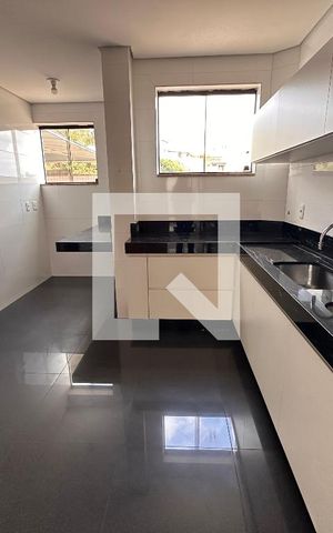 Apartamento para alugar com 239m², 4 quartos e 4 vagas Apartamento para alugar com 239m², 4 quartos e 4 vagasCozinha