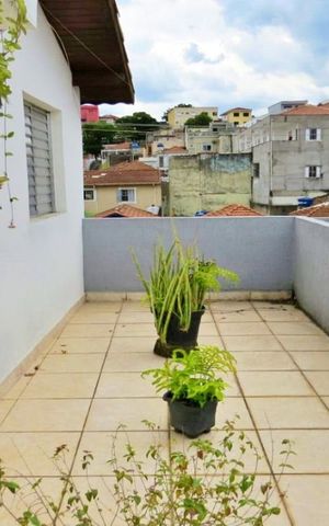 Casa à venda com 320m², 4 quartos e 4 vagasVaranda