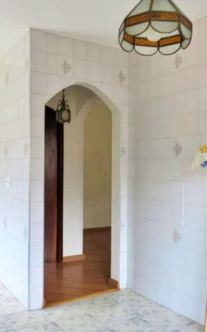 Casa à venda com 320m², 4 quartos e 4 vagasCozinha