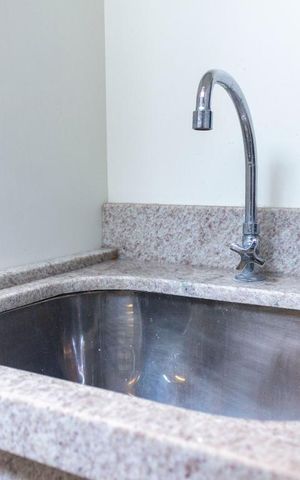 Apartamento à venda com 82m², 2 quartos e 1 vagaÁrea de Serviço