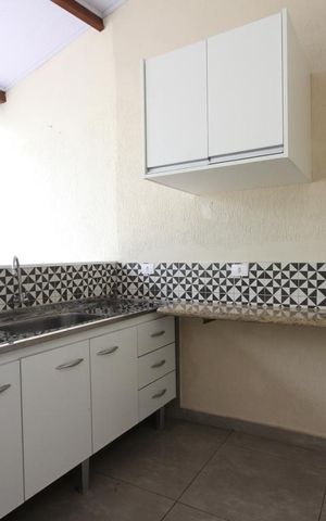 Casa à venda com 150m², 3 quartos e 2 vagasEdícula 