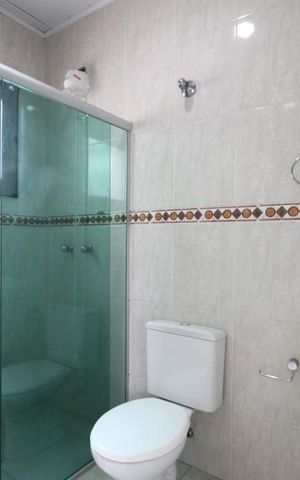 Casa à venda com 150m², 3 quartos e 2 vagasSuíte