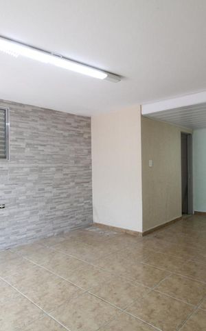 Casa à venda com 150m², 3 quartos e 2 vagasSalão