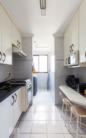 Apartamento à venda com 55m², 2 quartos e 1 vagaCozinha