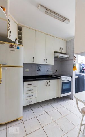 Apartamento à venda com 55m², 2 quartos e 1 vagaCozinha