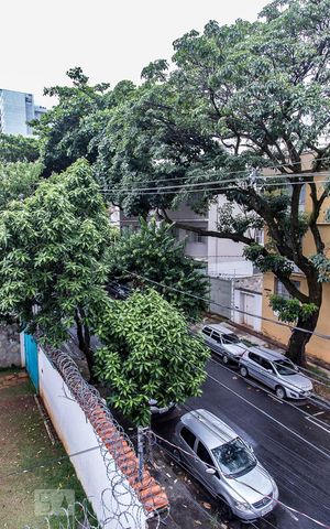 Apartamento para alugar com 110m², 3 quartos e 1 vaga Apartamento para alugar com 110m², 3 quartos e 1 vagaVista do Quarto 2
