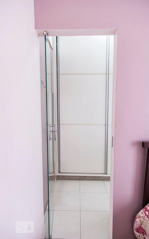 Apartamento para alugar com 110m², 3 quartos e 1 vaga Apartamento para alugar com 110m², 3 quartos e 1 vagaCloset da suíte
