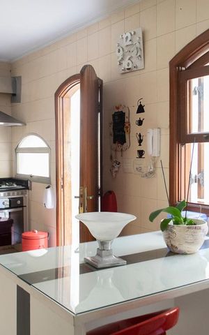 Casa à venda com 382m², 4 quartos e 6 vagasCOZINHA