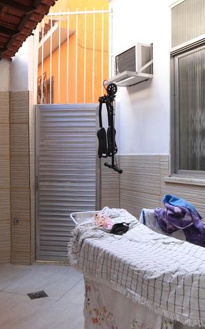 Casa de condomínio à venda com 430m², 3 quartos e 1 vagaÁrea de Serviço