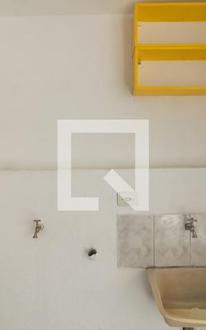 Casa de condomínio para alugar com 133m², 2 quartos e 2 vagas Casa de condomínio para alugar com 133m², 2 quartos e 2 vagasÁrea de Serviço