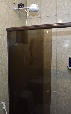 Casa à venda com 283m², 5 quartos e 4 vagasBanheiro Suíte 1
