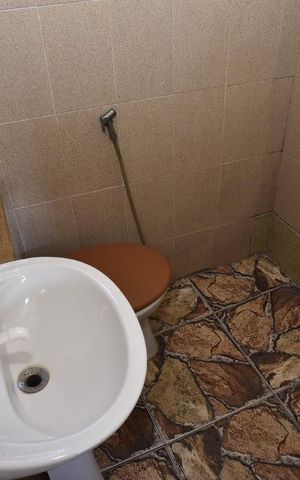 Casa à venda com 283m², 5 quartos e 4 vagasBanheiro da Suíte 2