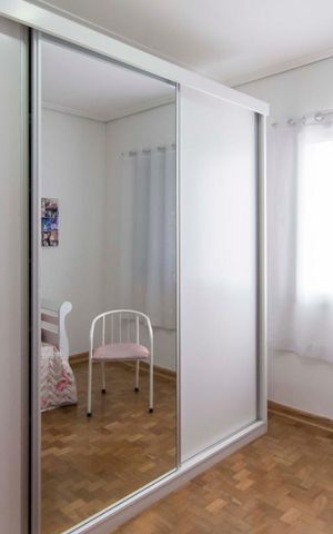 Casa à venda com 200m², 4 quartos e 3 vagasQuarto 1