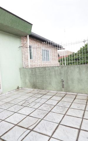 Casa à venda com 200m², 4 quartos e 3 vagasSacada quarto 1