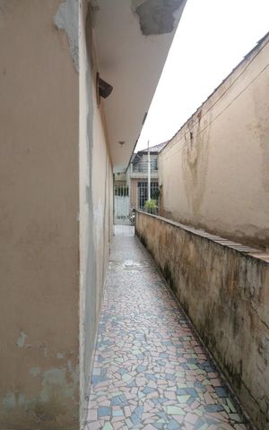 Casa à venda com 200m², 4 quartos e 3 vagasCorredor da casa 1