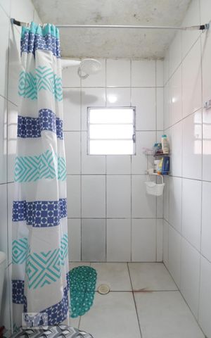Casa à venda com 200m², 4 quartos e 3 vagasBanheiro suite 1