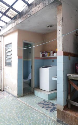 Casa à venda com 200m², 4 quartos e 3 vagasArea de serviço