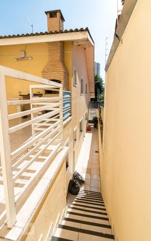 Casa à venda com 159m², 3 quartos e 2 vagasVista terraço
