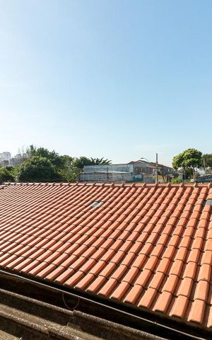 Casa à venda com 159m², 3 quartos e 2 vagasVista sala de TV
