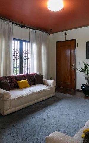 Casa à venda com 380m², 4 quartos e 5 vagasSala de Estar
