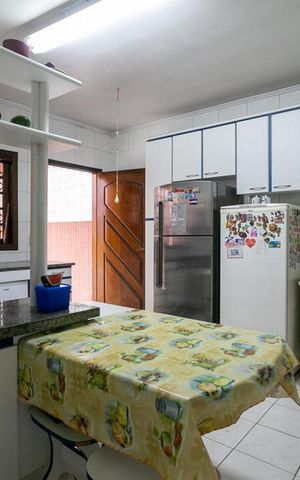 Casa à venda com 380m², 4 quartos e 5 vagasCozinha