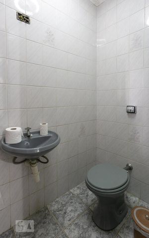 Casa à venda com 380m², 4 quartos e 5 vagasLavabo Academia