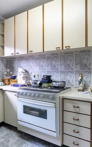 Casa à venda com 380m², 4 quartos e 5 vagasCozinha edícula
