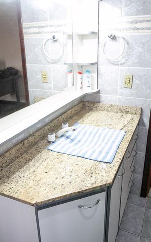 Casa à venda com 380m², 4 quartos e 5 vagasBanheiro da Suíte 2