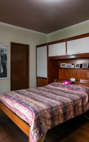 Casa à venda com 380m², 4 quartos e 5 vagasSuíte 1