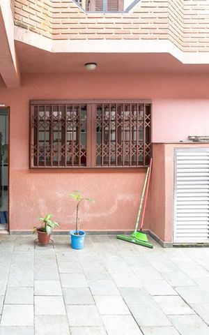 Casa à venda com 380m², 4 quartos e 5 vagasVista
