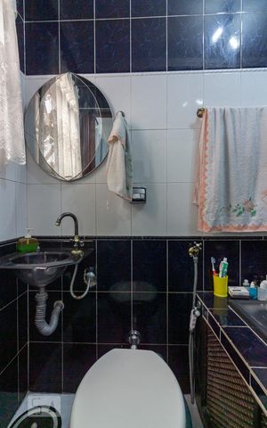 Casa à venda com 180m², 3 quartos e 4 vagasBanheiro